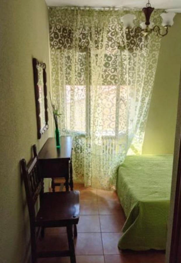 Hostal Casa Chore Hinojosa de Duero Eksteriør billede