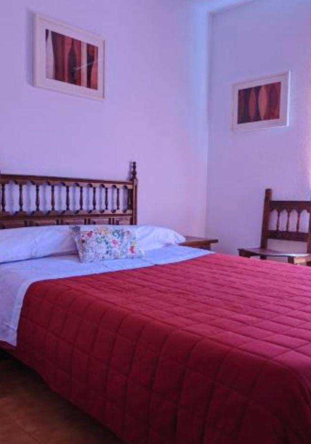 Hostal Casa Chore Hinojosa de Duero Eksteriør billede