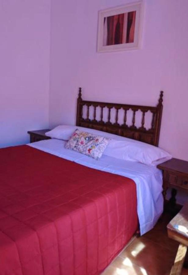 Hostal Casa Chore Hinojosa de Duero Eksteriør billede