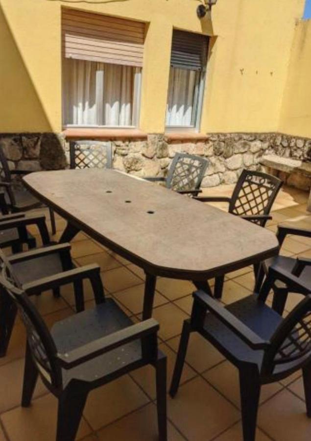 Hostal Casa Chore Hinojosa de Duero Eksteriør billede